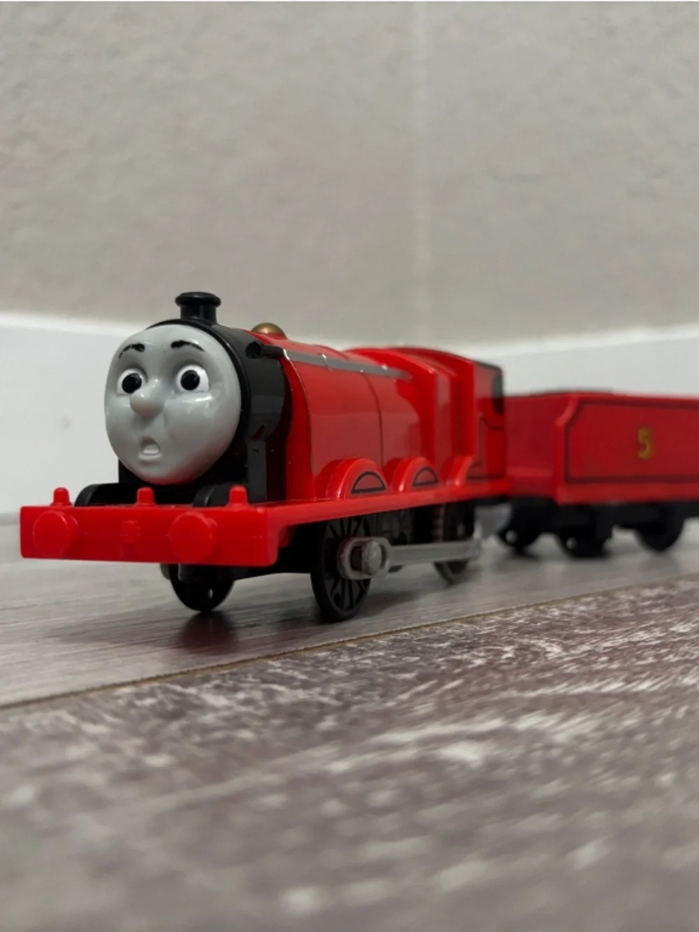 Scared James - Motorized Trackmaster Thomas & Friends
